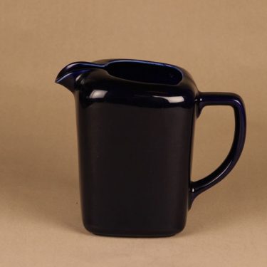 Arabia XI kaadin, 0.5 l, suunnittelija , 0.5 l, Leima kulunut pohjasta.