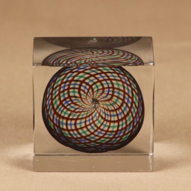 Nuutajärvi annual cube 1994 designer Oiva Toikka