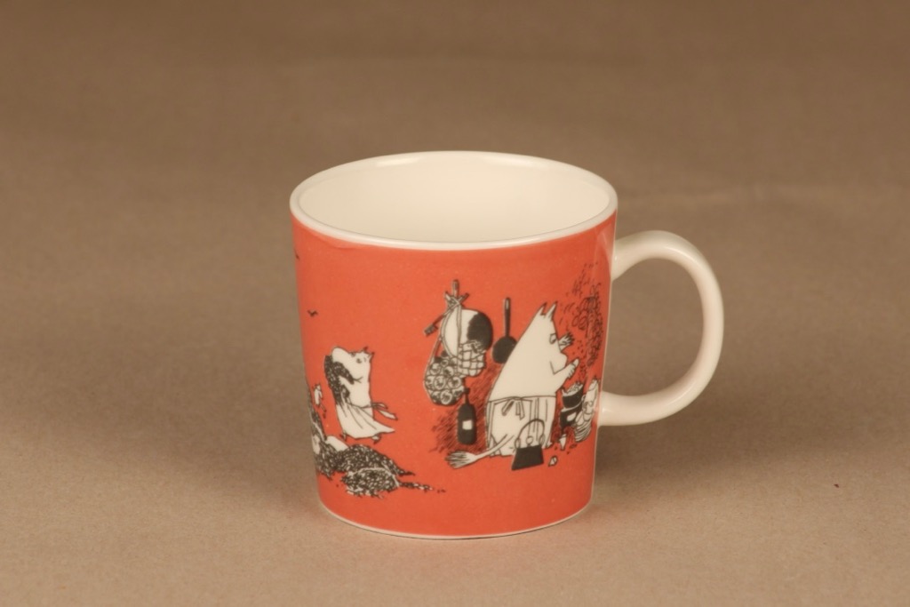Arabia Moomin mug dark rosa designer Tove Jansson/Tove Slotte-Elevant