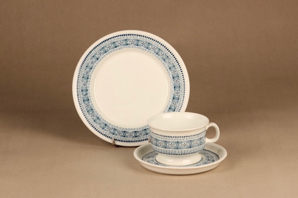 Arabia ND 3 tea cup and plates(2) designer