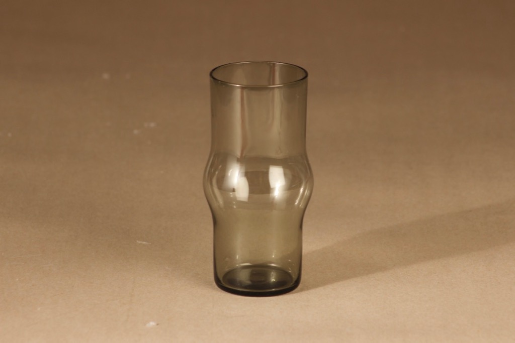Nuutajärvi 1711 glass, gray designer Kaj Franck