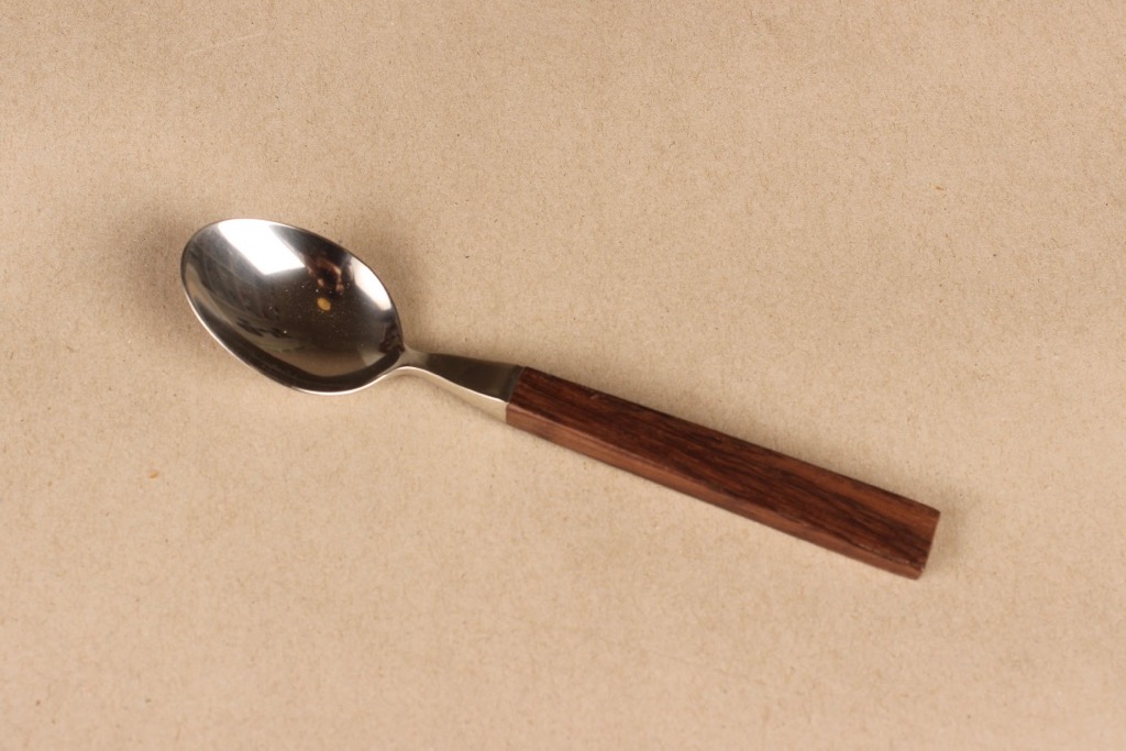 Hackman Lion de Luxe dessert spoon designer Bertel Gardberg