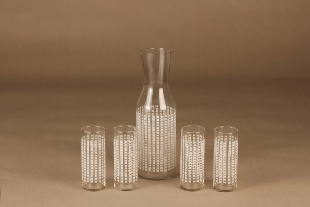 Riihimäen lasi 1799 caraffe and 4 glass designer Helena Tynell