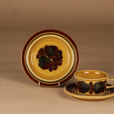 Arabia Otso teekuppi ja lautaset(2),, suunnittelija Raija Uosikkinen, , retro