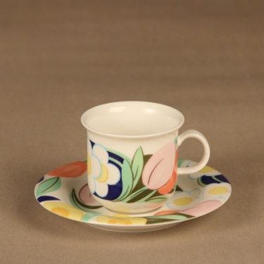 Arabia Poetica coffee cup, multicolor designer Dorrit von Fieandt