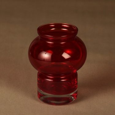 Riihimäen lasi Välkky tuikkulyhty, rubiininpunainen, suunnittelija Tamara Aladin,