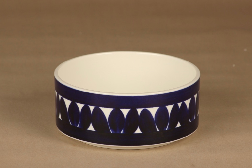 Arabia Sotka bowl L, hand-painted designer Raija Uosikkinen
