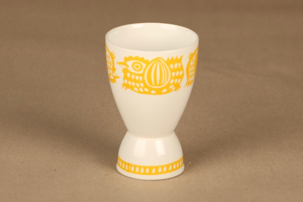 Arabia Kananpoika coblet/egg cup, yellow designer Gunvor Olin-Grönqvist