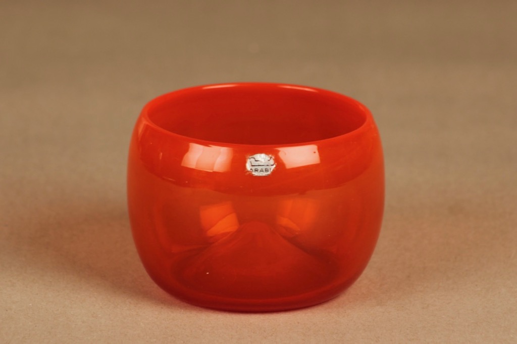 Nuutajärvi Rosso art glass bowl designer Kaj Franck