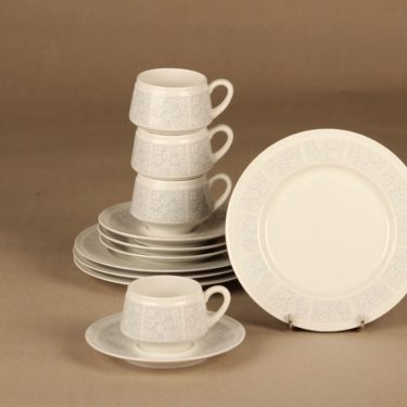 Arabia Pitsi kahvikuppi ja lautaset(2), harmaa, 4 kpl, suunnittelija Raija Uosikkinen, serikuva