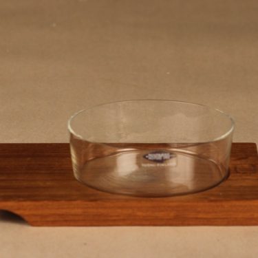Nuutajärvi 1367 bowl with wooden tray designer Saara Hopea
