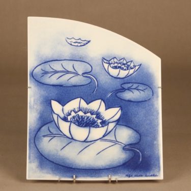 Arabia HLS seinätaulu, Vesi keinuttaa, suunnittelija Heljä Liukko-Sundström, Vesi keinuttaa, serikuva, lumme