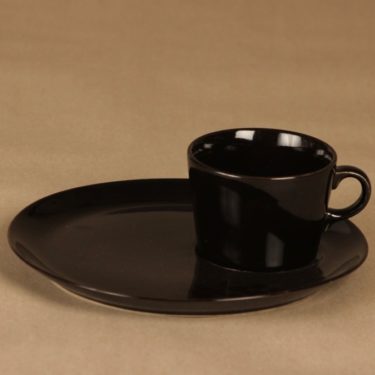 Arabia Kilta coffee cup and plate, TV-set designer Kaj Franck