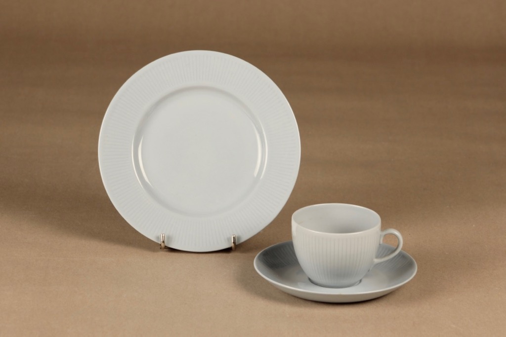 Arabia Sointu coffee cup and plates(2), light blue designer Kaj Franck