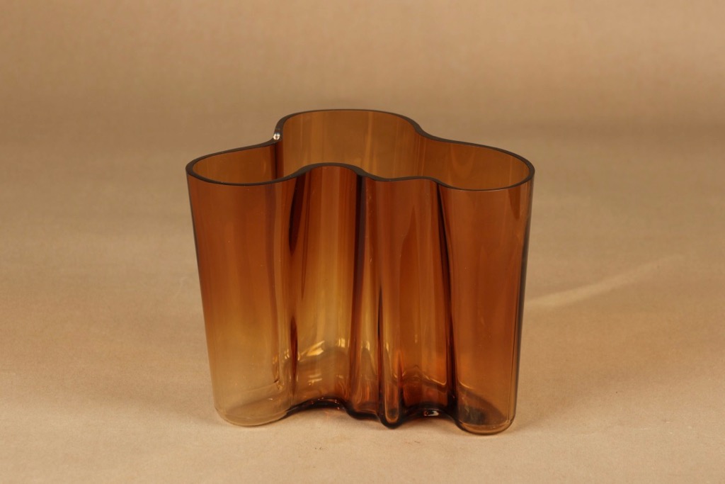 Iittala Aalto Collections vase brown, numbered designer Alvar Aalto