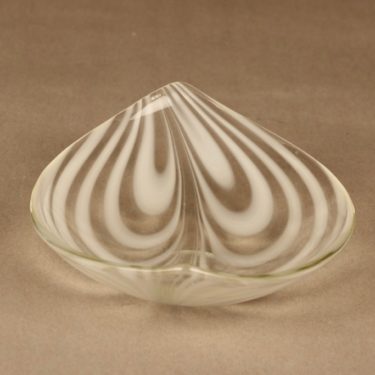 Kumela bowl, signed designer Maija Carlson