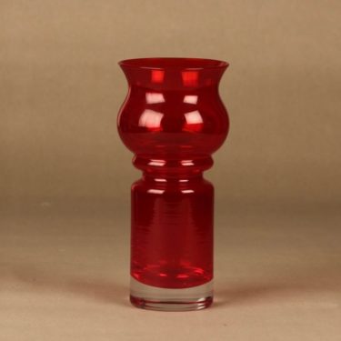 Riihimäen lasi Tulppaani maljakko, punainen, suunnittelija Tamara Aladin,