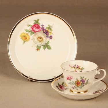 Arabia Kulta-aika kahvikuppi ja lautaset(2) nro V, monivärinen, suunnittelija tuntematon, serikuva, kukka