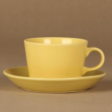 Arabia Kilta tea cup, yellow designer Kaj Franck