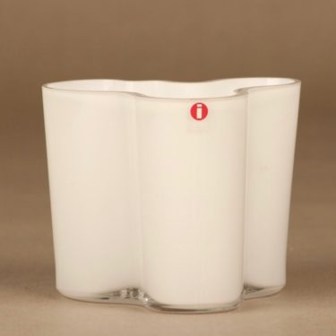 Iittala Aalto  vase, signed designer Alvar Aalto