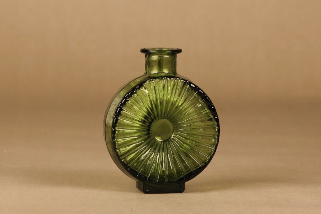 Riihimäen lasi Aurinkopullo koristepullo vihreä, koko ¼ suunnittelija Helena Tynell