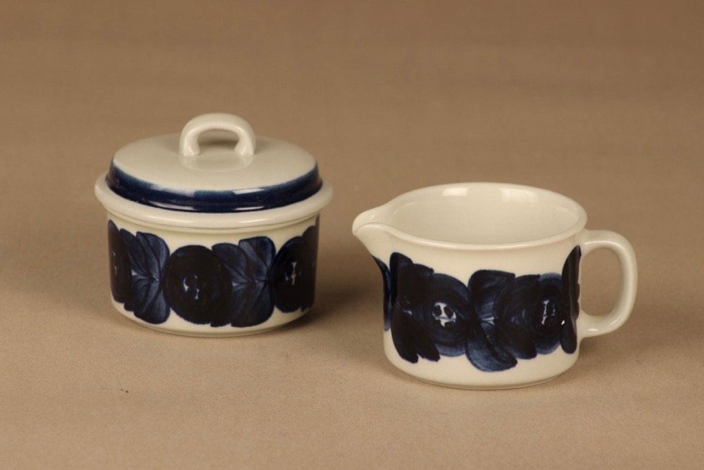 Arabia Anemone sugar bowl and creamer, hand-painted designer Ulla Procope