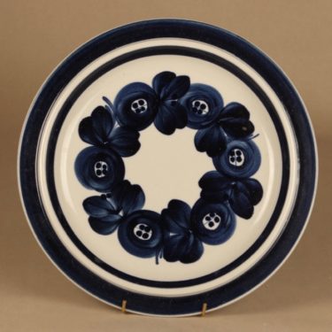 Arabia Anemone serving plate, hand-painted designer Ulla Procope