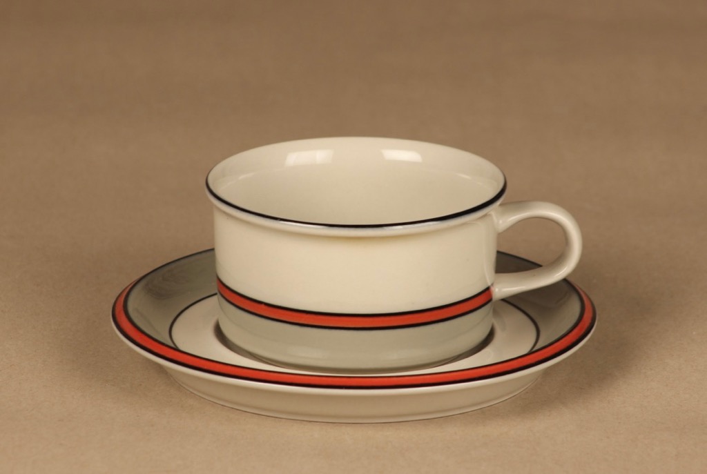 Arabia Aslak tea cup, stripe decorative designer Inkeri Leivo