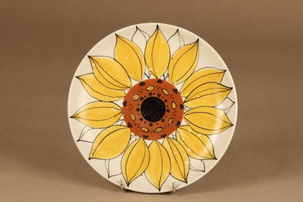 Arabia Aurinkoruusu lautanen, käsinmaalattu, suunnittelija Hilkka-Liisa Ahola, käsinmaalattu, auringonkukka, signeerattu