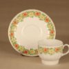 Arabia Muisto kahvikuppi ja lautaset(2), keltainen, oranssi, suunnittelija tuntematon, kukka, retro kuva 3