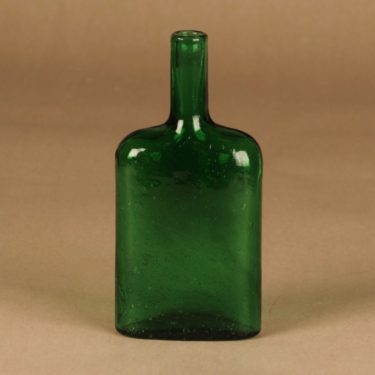 Nuutajärvi Puteli decorative bottle, green designer Oiva Toikka