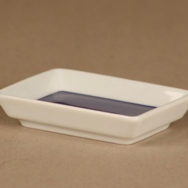 Arabia Convito tarjoiluvati, valkoinen, sininen, suunnittelija Pia Törnell,