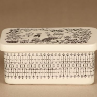Arabia Emilia butter jar with lid designer Raija Uosikkinen