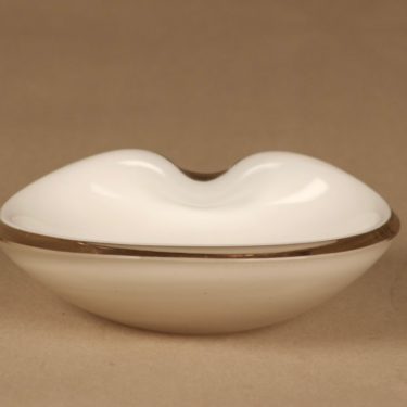 Iittala 3317 art glass bowl, signed designer Tapio Wirkkala