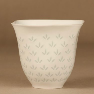 Arabia Lehti vase, rice porcelain designer Friedl Holzer-Kjellberg