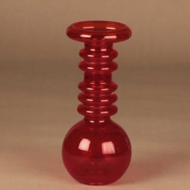 Riihimäen lasi Carmen vase/candle holder, red designer  Tamara Aladin