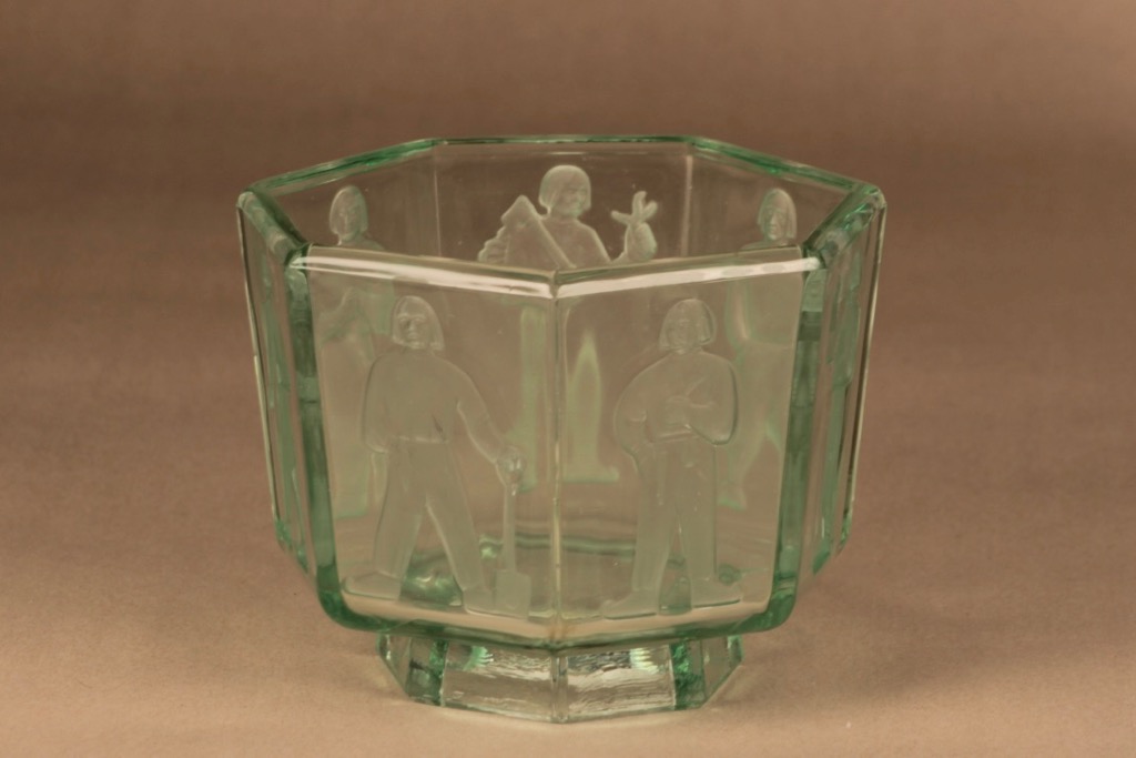 Riihimäen lasi Malja, Seitsemän veljestä, suunnittelija Antti Salmenlinna, Seitsemän veljestä kuva 4