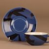 Arabia Domino Combo mokkakuppi, sininen, musta, suunnittelija Howard Smith,  kuva 2
