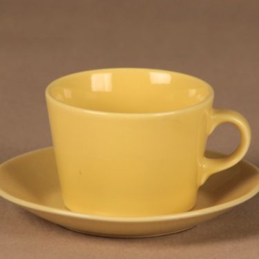 Arabia Kilta tea cup, yellow designer Kaj Franck