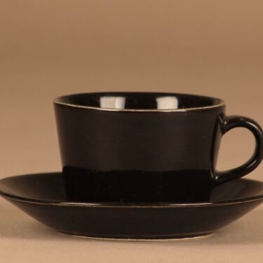 Arabia Kilta kahvikuppi, musta, suunnittelija Kaj Franck,
