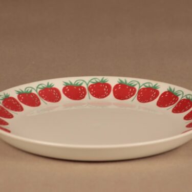 Arabia Pomona Strawberry plate 19.5 cm designer Raija Uosikkinen