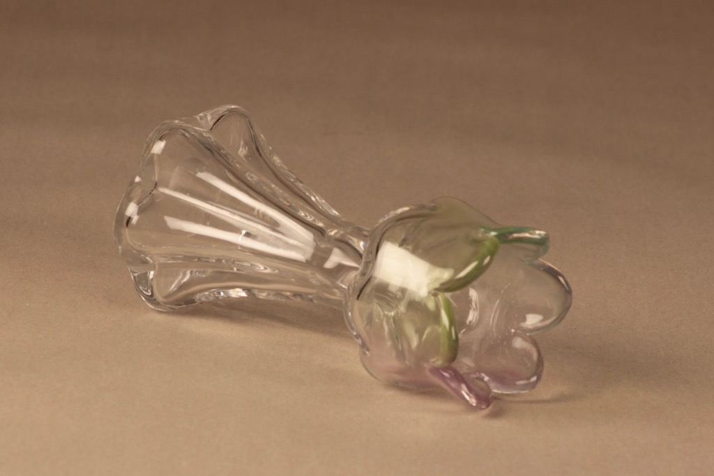 Riihimäen lasi Kukkainen taide-esine, kirkas, vihreä, vaaleanpunainen, suunnittelija Helena Tynell, kuva 2