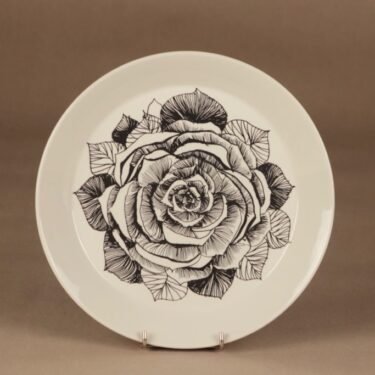 Arabia Musta ruusu lautanen, 23.5 cm, suunnittelija Esteri Tomula, 23.5 cm, kukka, serikuva