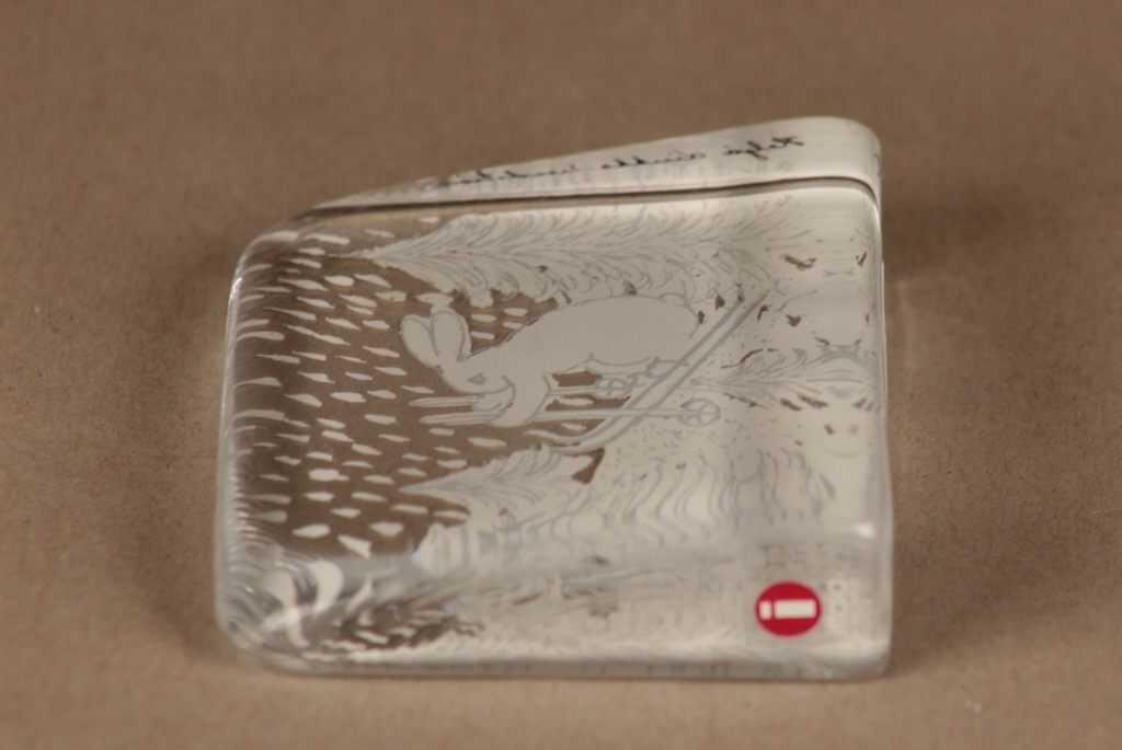 Iittala HLS lasikortti, Pupu hiihtää, suunnittelija Heljä Liukko-Sundström, Pupu hiihtää, jänis, pupu kuva 3