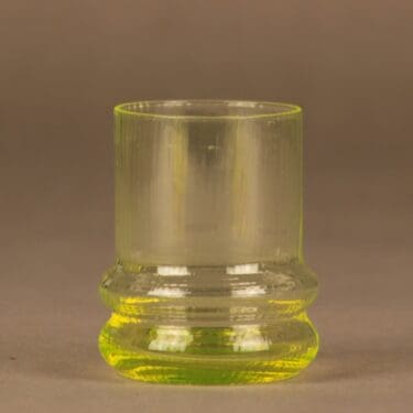 Riihimäen lasi Sulttaani lasi, keltainen, suunnittelija Nanny Still,