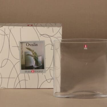 Iittala Ovalis vase, signed designer Tapio Wirkkala