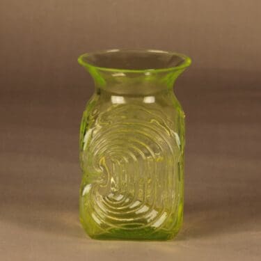 Riihimäen lasi Amuletti maljakko, keltainen, suunnittelija Tamara Aladin,