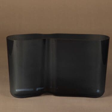 Iittala Muotka maljakko, signeerattu, suunnittelija Harri Koskinen, signeerattu