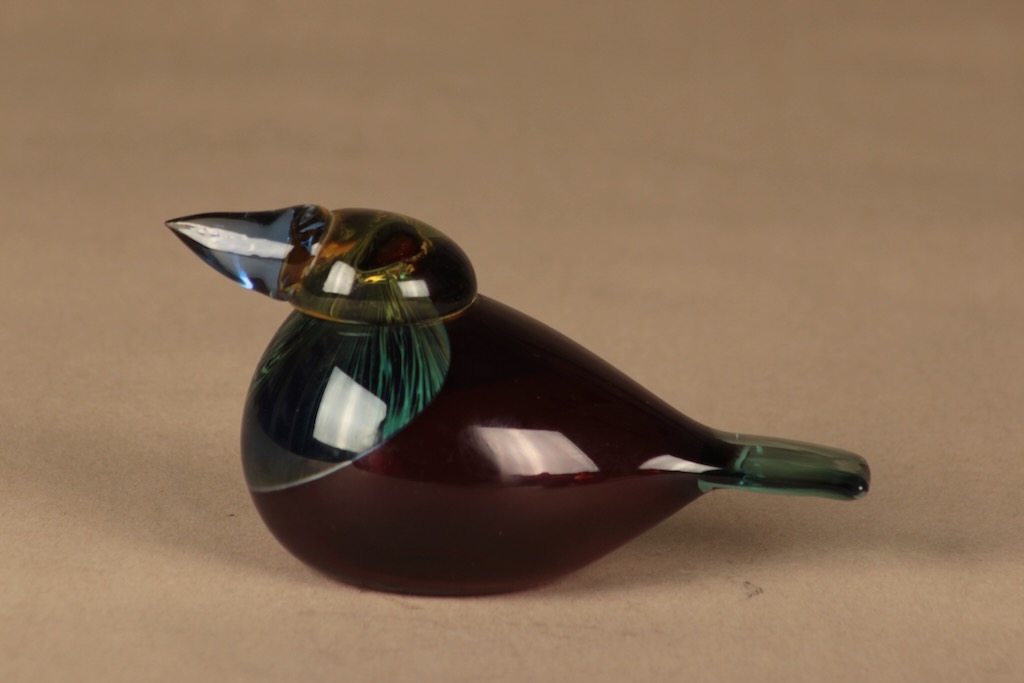 Nuutajärvi lintu , Kuningatarkalastaja, suunnittelija Oiva Toikka, Kuningatarkalastaja, signeerattu