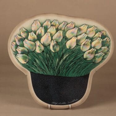 Arabia HLS wall plate Tulips designer Heljä Liukko-Sundström